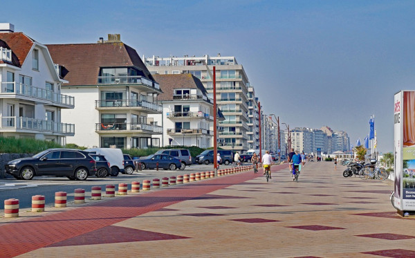 knokke strandpromenade
